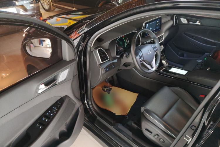 Used Hyundai Tucson 2019 280TGDi Dual-Clutch Two-Wheel Drive Smart Connect Version China VI