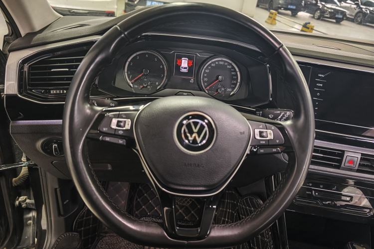 Used Volkswagen Tayron 2020 330TSI Two-Wheel Drive Luxury Smart Connectivity Version Steering Wheel