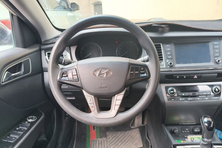 Used Hyundai Mistra 2016 1.8L Automatic Smart GLS Steering Wheel
