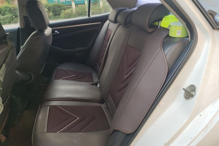 Used Bestune B70 2014 2.0L manual luxury version