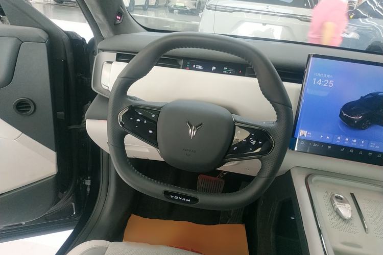 Used VOYAH COURAGE 2024 Long-Range Supercharge Edition Steering Wheel