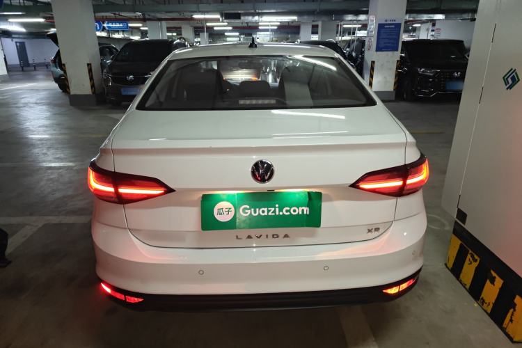 Used Volkswagen Lavida 2023 New Sharp 1.5L Automatic Excellent New Edition
