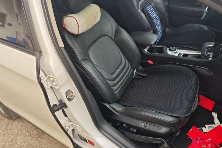 Used DS 6 2014 1.6T Luxury Edition THP200