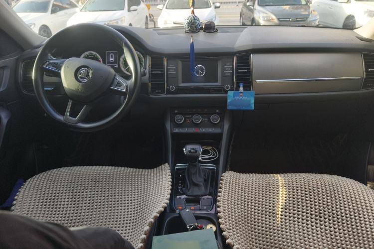 Used Skoda Kodiaq 2017 TSI330 5-Seat Two-Wheel Drive Luxury Edition Center Console