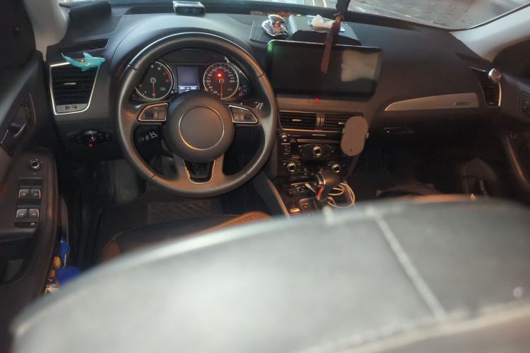 Used Audi Q5 2017 Plus 40 TFSI Technology Model