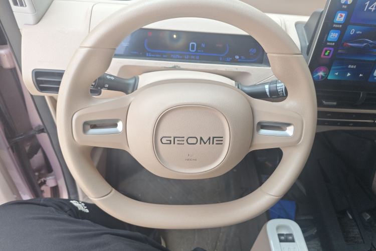 Used Geely Galaxy Panda 2023 Panda Mini 200km Dynamic Bear Steering Wheel