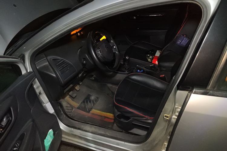 Used Citroen C-Quatre 2014 VTS Version 1.6L Manual - Premium Model Driver Seat