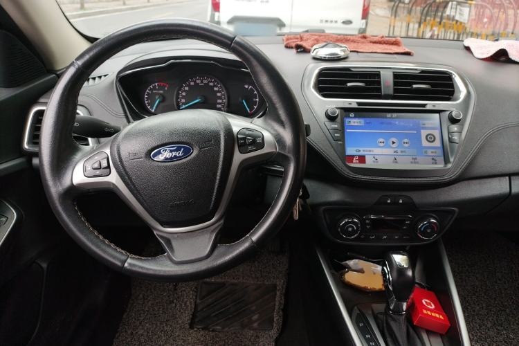 Used Ford Escort 2017 Happiness Edition 1.5L Automatic Fashion Version
