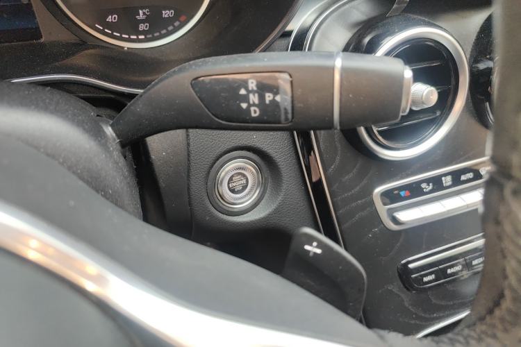 Used Mercedes-Benz C-Class 2019 C 180 L Dynamic Sports Edition Gear Lever