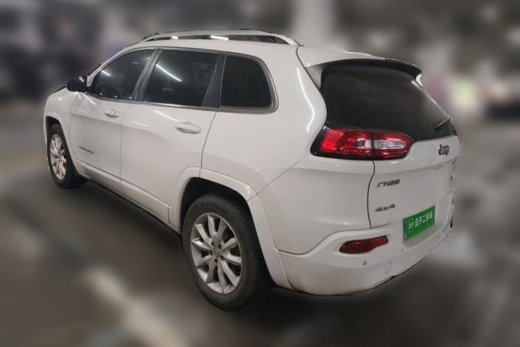 Used Jeep Cherokee 2017 2.4L Excellence Edition
