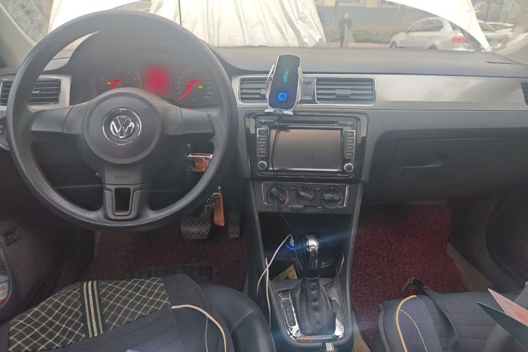 Used Volkswagen Santana 2013 1.6L Automatic Comfort Edition
