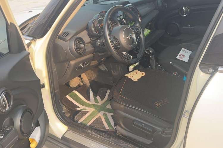 Used MINI MINI 2015 1.5T COOPER Fun Five-Door Edition