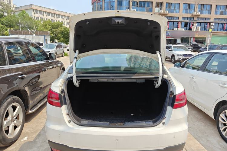 Used Ford Escort 2019 Revised 1.5L Automatic ZhiXiang Version China VI Standard Trunk