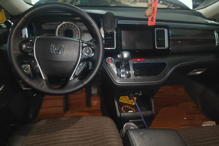 Used Honda Elysion 2016 2.4L Luxury Edition Center Console