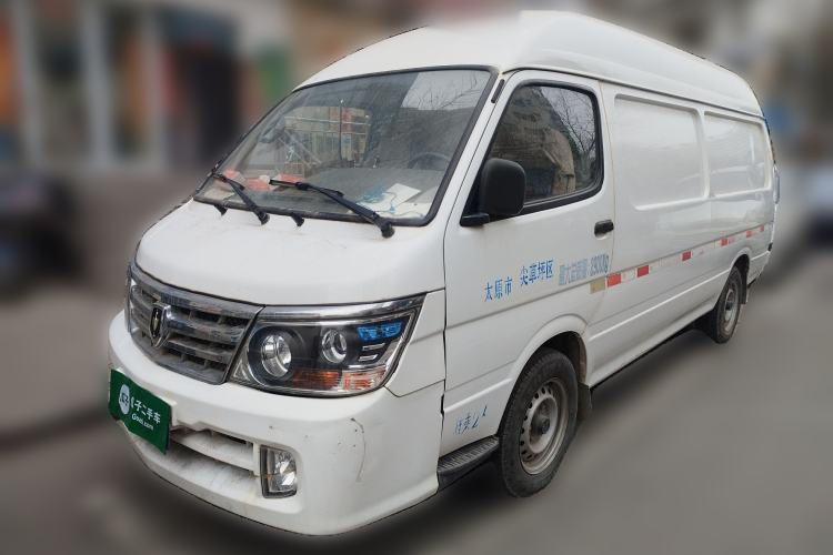 Used Jinbei Hiace 2020 2.0L Xiangyun Series Luxury Van High Roof China VI Standard Model 1TZS