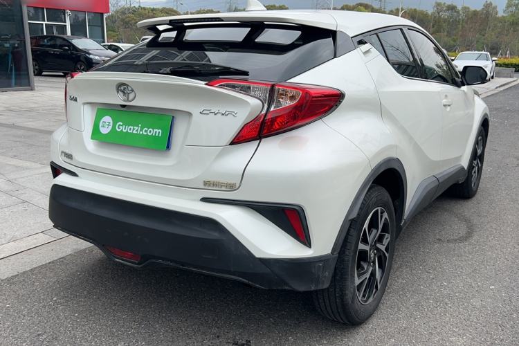 Used Toyota C-HR 2020 2.0L Leading Edition Rear Right 45 Deg
