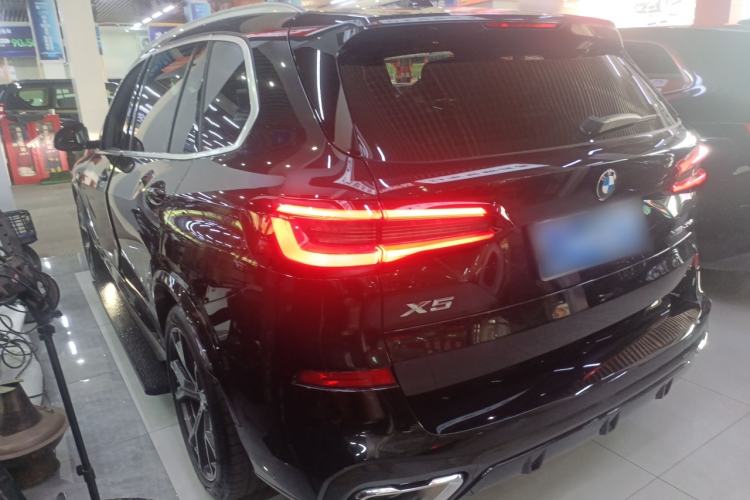 Used BMW X5 2022 Restyled xDrive 40Li M Sport Package
