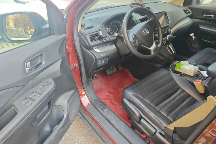 Used Honda CR-V 2016 2.0L two-wheel drive Urban Edition Driver Seat