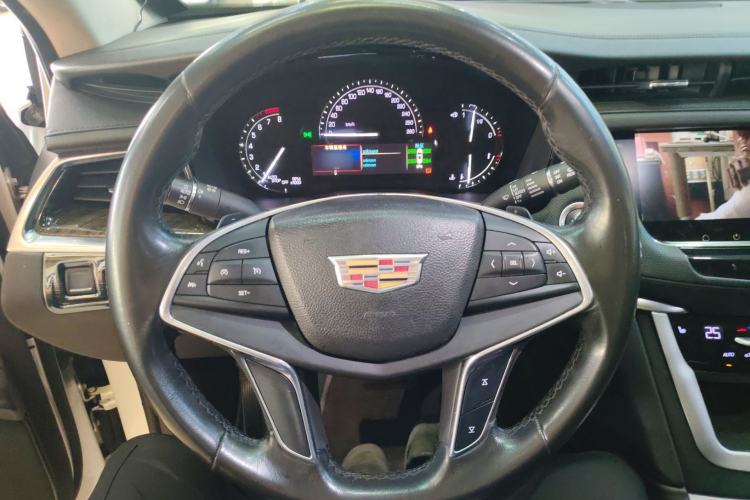 Used Cadillac XT5 2016 28T Four-Wheel Drive Luxury Model
