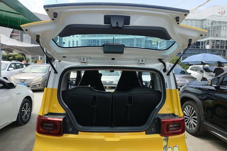 Used Wuling Hongguang MINIEV 2021 Macaron Premium Model – Lithium Iron Phosphate
