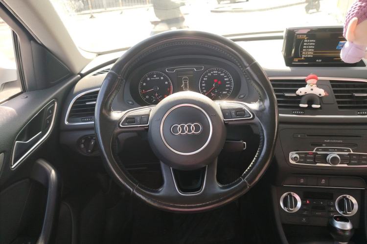 Used Audi Q3 2015 35 TFSI Millionth Anniversary Intelligent Edition Steering Wheel