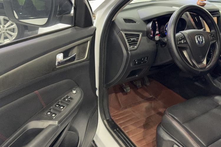 Used Changan CS75 2014 2.0L Manual Luxury Version China IV Standard
