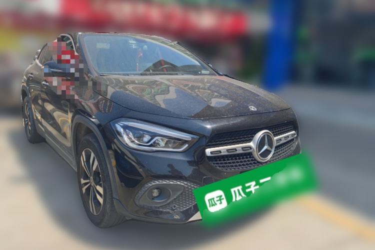 Used Mercedes-Benz GLA 2020 GLA 200 Front Right 45 Deg