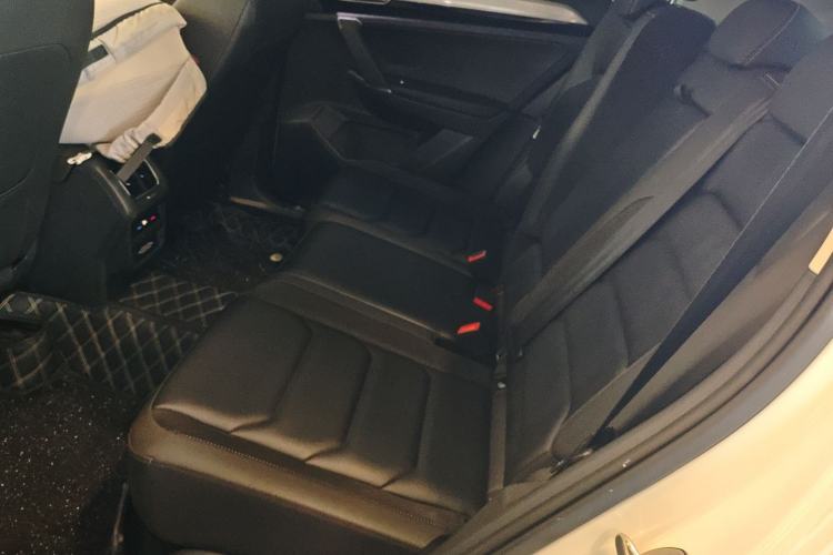 Used Volkswagen Tayron 2019 330TSI Two-Wheel Drive Luxury Model China VI Standard