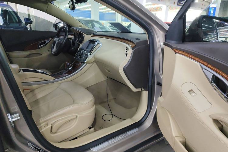 Used Buick LaCrosse 2012 2.4L SIDI Elegant Edition
