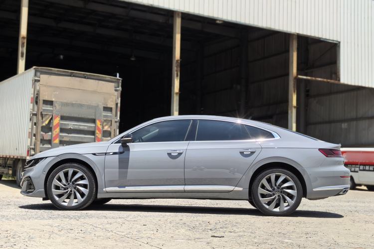 Used Volkswagen FAW-Volkswagen CC 2023 380TSI Striking Edition
