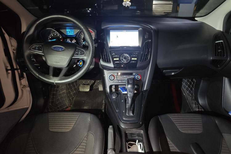 Used Ford Focus 2017 Sedan 1.6L Automatic Fashion Edition Smart Drive Version
