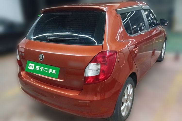 Used Skoda Fabia 2014 1.4L Automatic Crystal Edition
