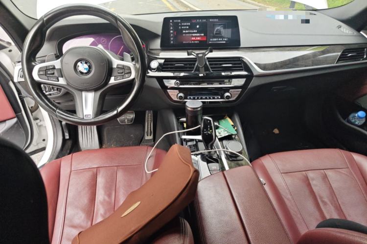 Used BMW 5 Series 2019 530Li Luxury Edition M Sport Package Center Console