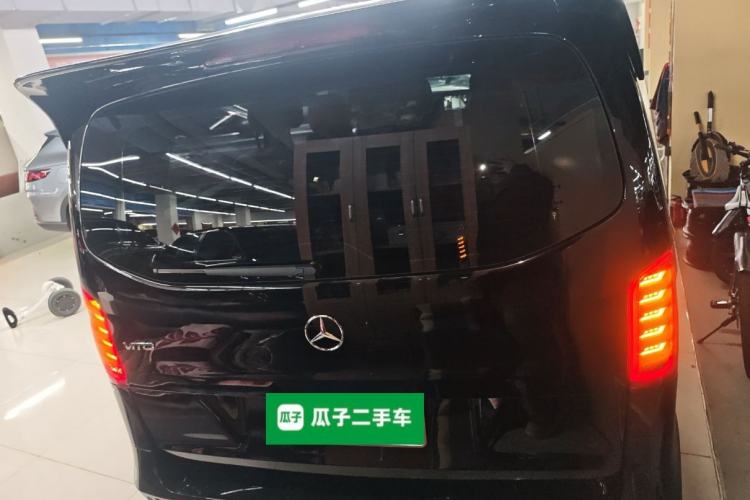 Used Mercedes-Benz Vito 2021 2.0T Elite Version 7 Seats Rear