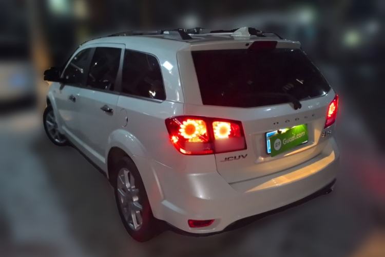 Used Dodge Journey 2013 2.4L Two-Wheel Drive Luxury Version