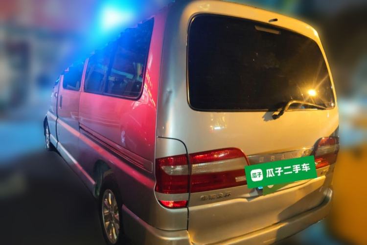 Used Jinbei Grace 2010 2.4L 3rd Generation Zunling Standard Version 9 Seats 9 Seats 4RB2
