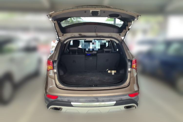 Used Hyundai Santa Fe 2013 2.4L Automatic Two-Wheel Drive Smart Version Trunk