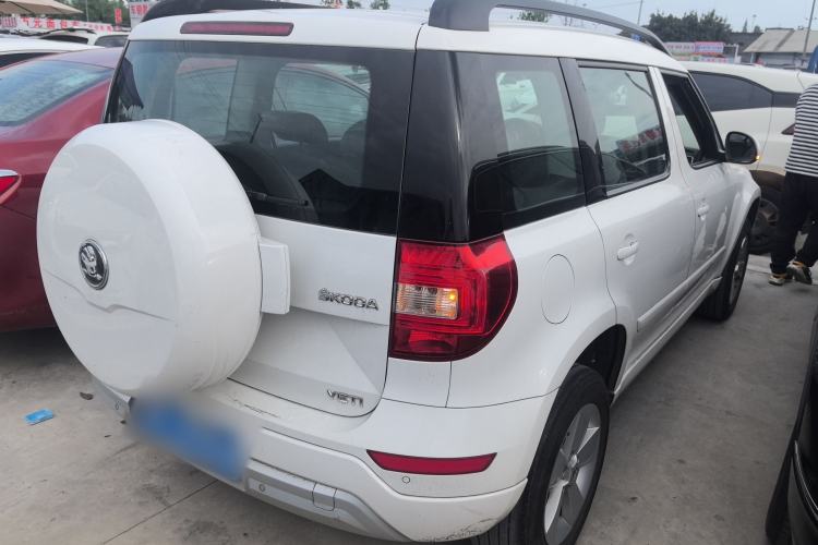 Used Skoda Yeti 2014 1.4TSI DSG Vibrant Edition Rear Right 45 Deg