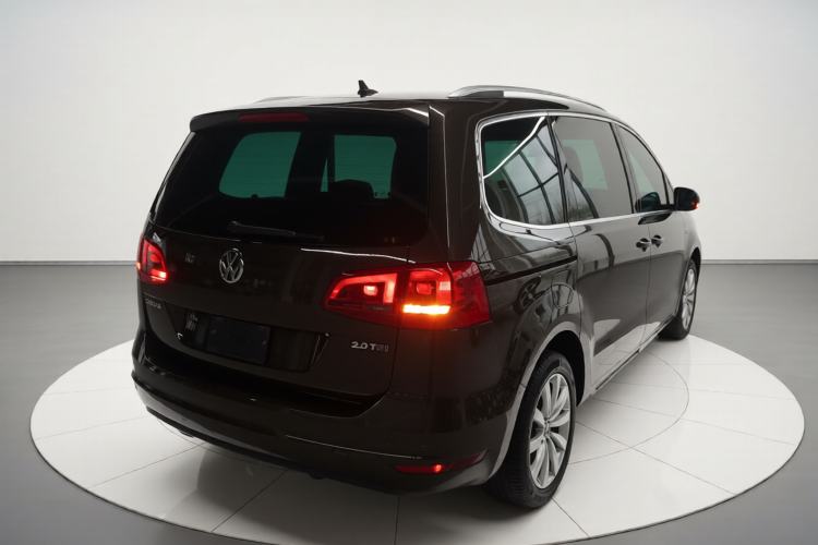 Used Volkswagen Sharan 2014 2.0 TSI Comfort Model
