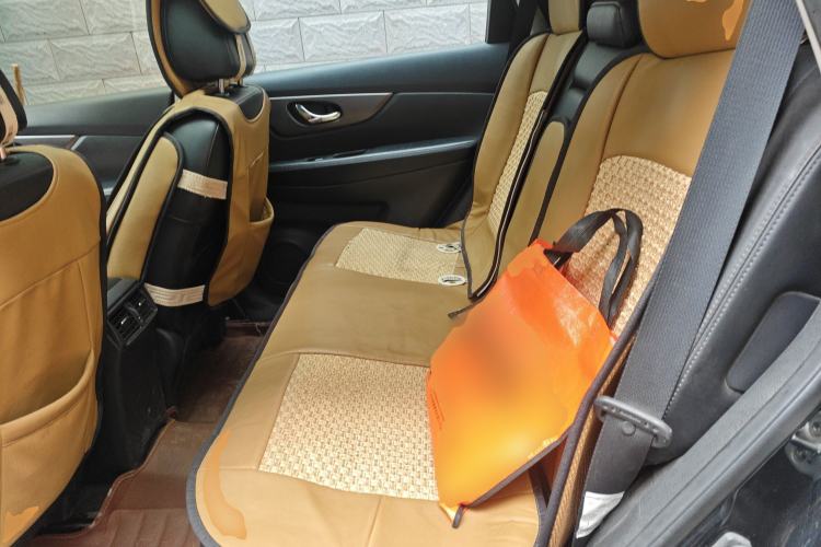 Used Nissan X-Trail 2014 2.0L CVT Comfort Edition 2WD Left Rear Seat