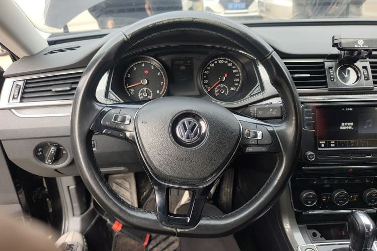 Used Volkswagen Passat 2017 280TSI DSG Luxury Edition