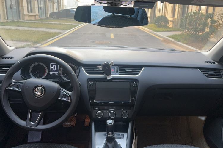 Used Skoda Octavia 2019 TSI230 DSG Luxury Edition
