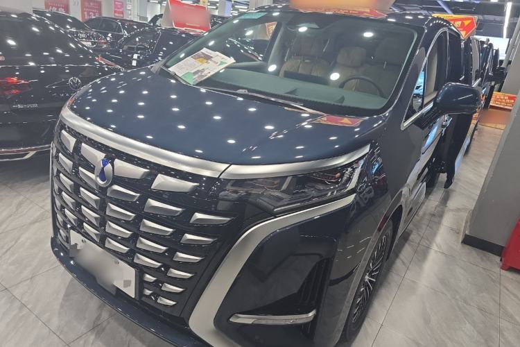 Used Denza D9 2022 DM-i 970 Four-Wheel Drive Prestige Model
