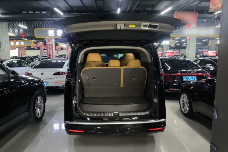 Used Denza D9 2022 DM-i 970 Four-Wheel Drive Flagship Model