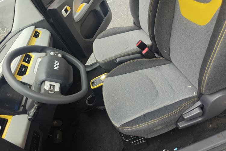 Used Chery QQ Ice Cream 2022 170km Sundae Phosphate Lithium-Ion Left Front Seat