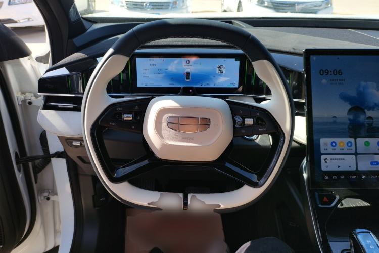 Used Geely Auto FX11 2023 1.5TD Leishen Hi·F Super Rui Steering Wheel