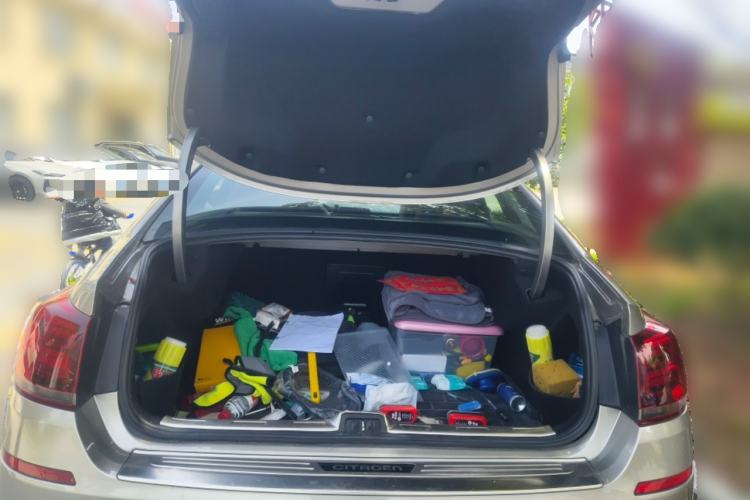 Used Citroen C5 2017 350THP Automatic Luxury Model Trunk