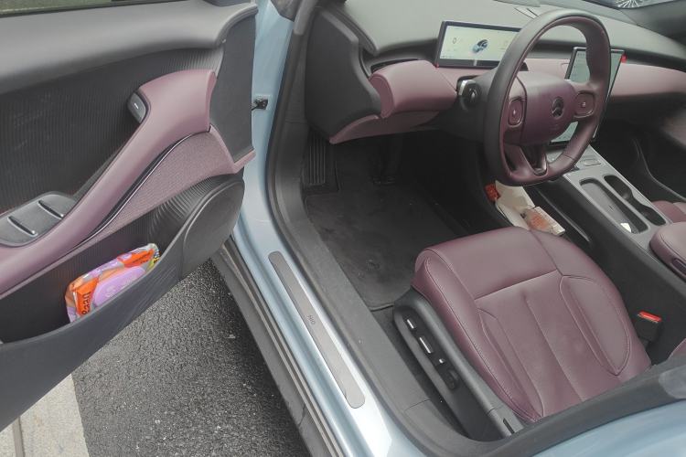 Used Nio ET5T 2023 75 kWh Touring Driver Seat