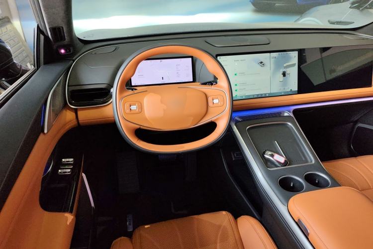 Used XPeng G9 2025 625 Long-Range Max Steering Wheel