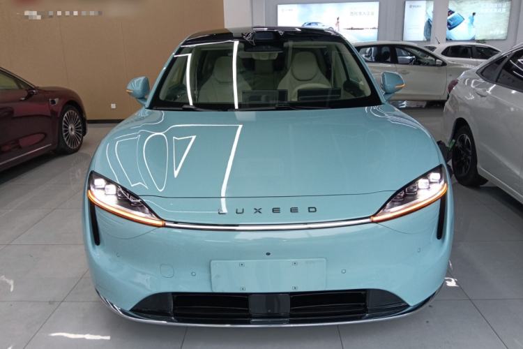 Used Hima Luxeed R7 2025 Range-Extended Version 251 km Max Front